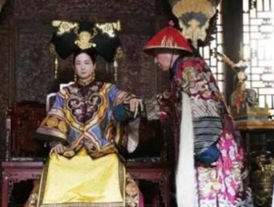 李莲英与慈禧太后:宫廷深处的秘密纽带