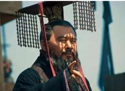 郭嘉与荀彧：智囊团的辉煌与真实关系揭秘