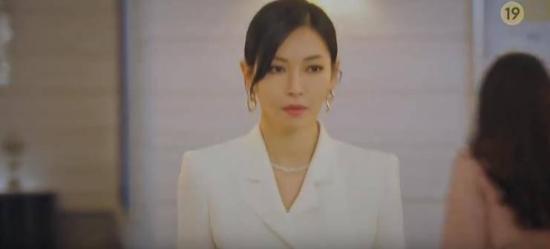 《顶楼第二季》_第1集_分集剧情