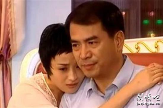 《黑白之门》_第1-2集_分集剧情