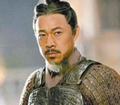 曹操与汉朝：权衡之间的政治智慧