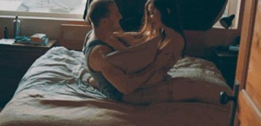 女生的「坐腿杀」对男生的杀伤力到底有多大？(图)