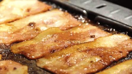 为啥火化尸体时，炉子里会传来哭喊声？