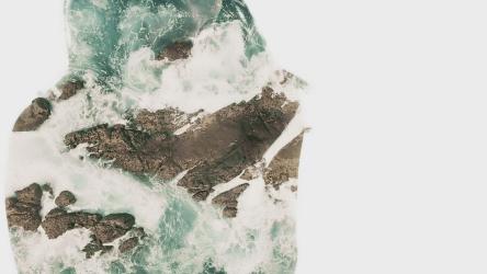 一个人和大海的双曝光视频双重曝光 Double Exposure:一名妇女的侧影和大海中的悬崖被海浪拍打的双重曝光视频。