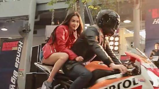 《撕心裂爱》_第11集_分集剧情