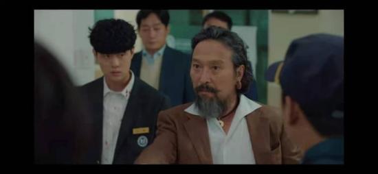 《惊奇的传闻》_第4集_分集剧情