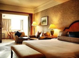 酒店床尾摆放的长凳，有啥特殊用法？