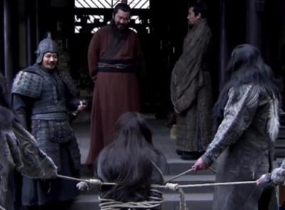 曹孟德的抉择：吕布末路之谜