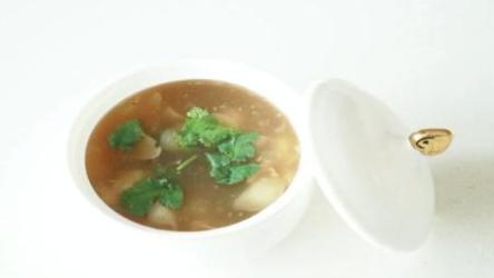 中国名菜制作技艺. 朱水根主编. 上海：上海交通大学出版社[ali]