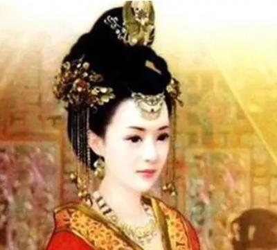 张嫣：花神女王的美誉背后