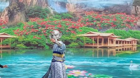 《嘿店》解说文案《嘿·店》：群魔狂舞