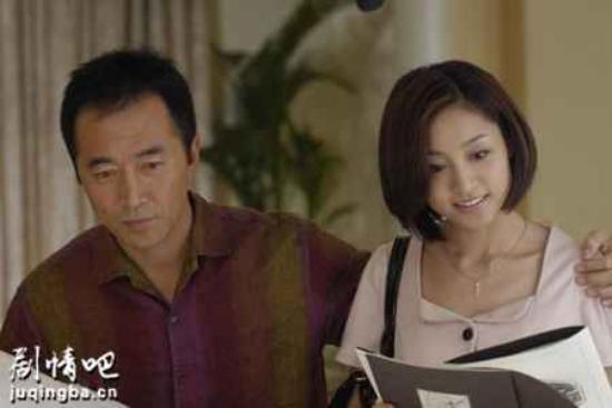 《五十玫瑰》_第1-2集_分集剧情