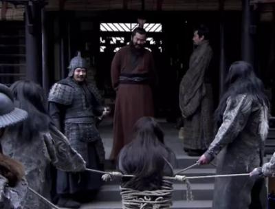 曹操决策背后的智慧：为何不问郭嘉刘备关于处死吕布