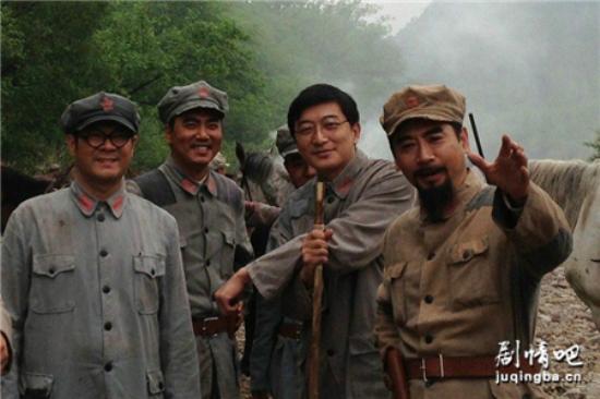 《红色摇篮》_第1-3集_分集剧情