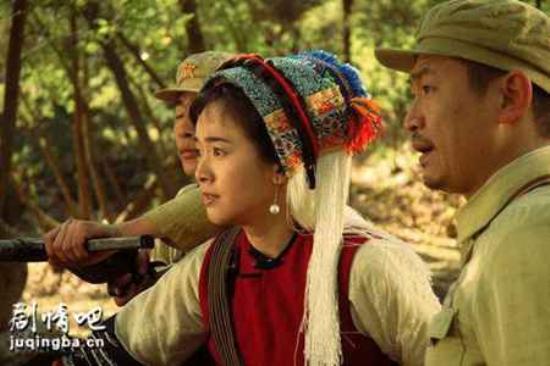 《金凤花开》_第1-2集_分集剧情