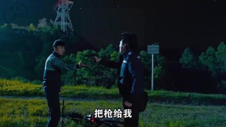 《冲锋车》解说文案【侠盗】《冲锋车》：不想当警察的蠢蛋不是好贼