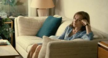 佳片有约 | 《未来的事》：百变女郎于佩尔的魅力