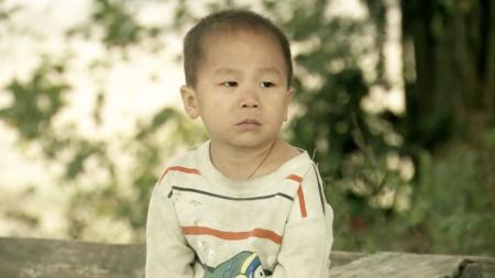 剧情电影《遥望南方的童年》解说文案（遥望南方的童年解说文案）(金福南电影解说文案)