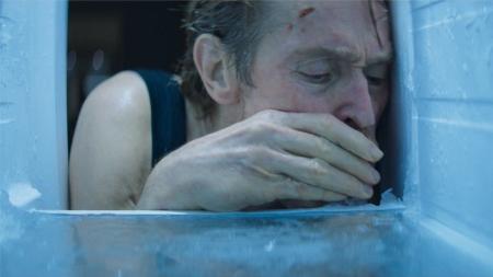 《笼中之鸟》他每晚都要舔舐冰箱里的冰渣，只为满足一个特殊癖好《笼中之鸟》