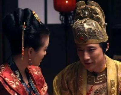 从乡野到宫闱：乳母客氏的荣耀与悲剧