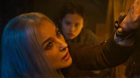 俄罗斯奇幻巨制《微笑女巫》-2