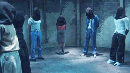 悬疑电影《九死》影评 观后感 解说文案