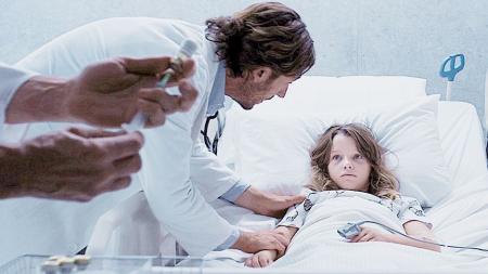 《生化危机6》科学家为给女儿治病，研究出了生化药剂，却意外毁灭了整个世界！