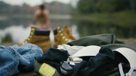 恐怖短片《仰泳》解说文案