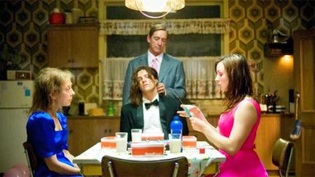 恐怖电影《夺命之爱》解说文案 解说素材