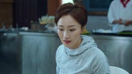 《陪你漫步这个世界》_第3集_分集剧情