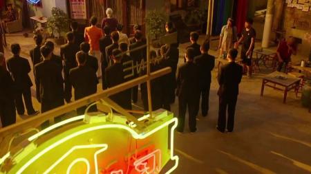 《绝世高手》解说文案《绝世高手》：终于出现一个传承周星驰风格的人，不值得保护吗？