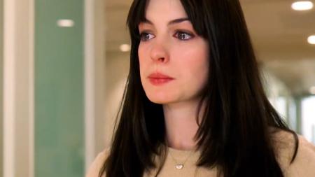 《穿普拉达的女王》解说文案