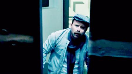 周末过后电梯载重突然变小，谁料上面竟藏了两具尸体《走进黑暗》