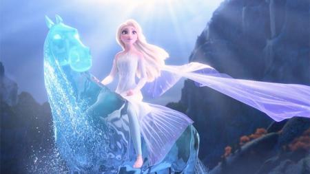 [文]《冰雪奇缘2》女王骑水灵马的样子，简直帅爆了《冰雪奇缘2》
