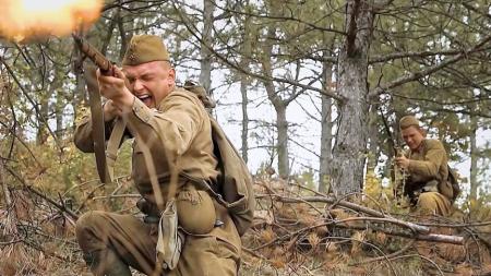 [文]战争片《炮兵》：苏军突袭德军车辆，不料主力部队遭到德军歼灭