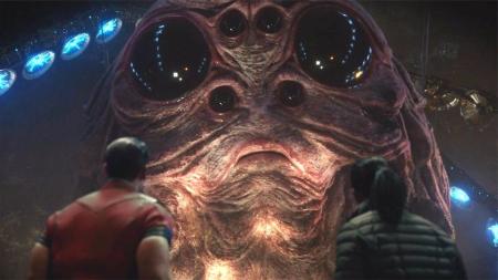 [文]《和平使者》：团战！和平使者绝杀外星乳牛，超英爽剧《和平使者》