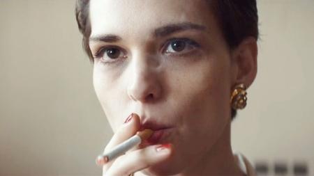 [文]《无情暴虐》男子成功后抛弃了妻子，最后自己进了监狱，妻子却成了黑帮老大！