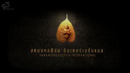 [文]《刺客复仇》泰国火爆动作电影《刺客复仇》风扇洗脸、车牌八斩刀、空中人体滑板杀！泰拳兄弟热血复仇影片