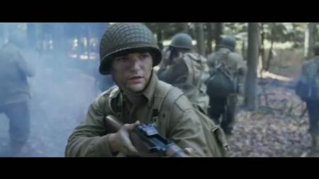 [文]《奇袭400高地》2023最新战争片《奇袭400高地》，根据真实事件改编，全程高燃