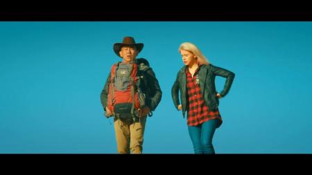 [文]《敦煌不了情》解说文案《敦煌不了情》这部沙漠爱情电影 满屏的机智欢笑