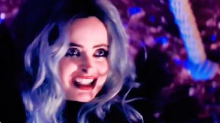 [文]《夜读惊魂》神秘花园，惊现变异蜘蛛《夜读惊魂》悬疑最新电影