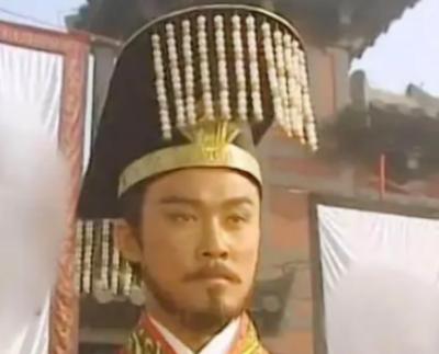 秦穆公与秦始皇的关系探究