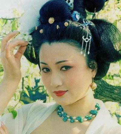 杨贵妃之死：历史迷雾中的真相探寻