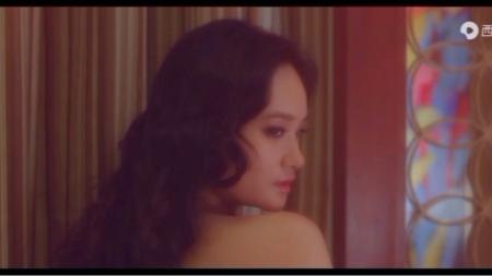 [文]《做次有钱人》解说文案《做次有钱人》：屌丝男翻身把妞泡