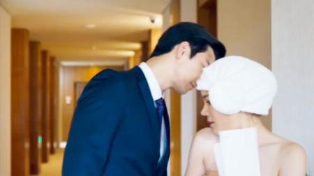 [文]《爱上试睡师》解说文案《爱上试睡师》：躺着把钱赚了，站着如履薄冰