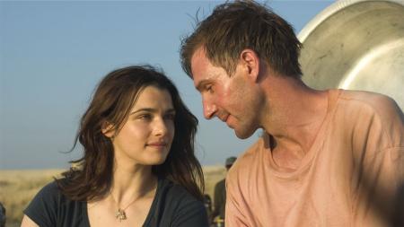 [文]《不朽的园丁》一部尽显人性丑恶的电影，却是我最向往的，这才是爱情的力量！