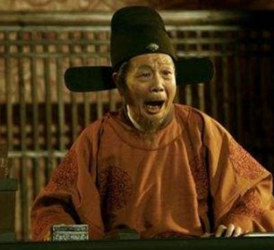 精简而高效的治理：古代少数官吏如何管理县城