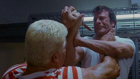 [文]《惩罚者》顶级特工全家被杀，唯独自己没死，一怒之下灭了整个黑帮，动作片