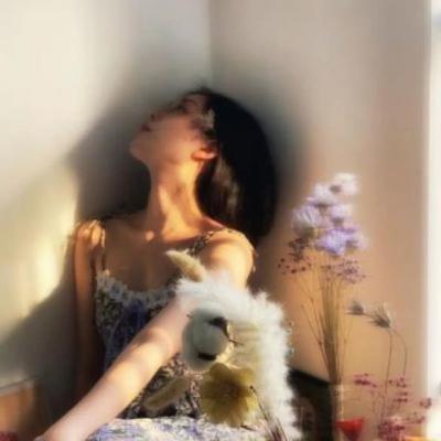 【经典】讨厌别人打扰的高级文案（不被任何人打扰的文案）