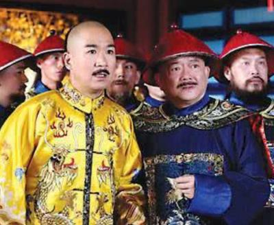 乾隆与和珅：宠信之谜解析